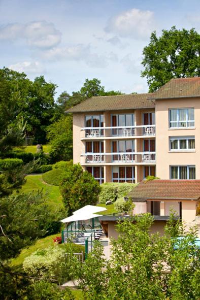 Hotel Du Lac Lacapelle-Viescamp エクステリア 写真
