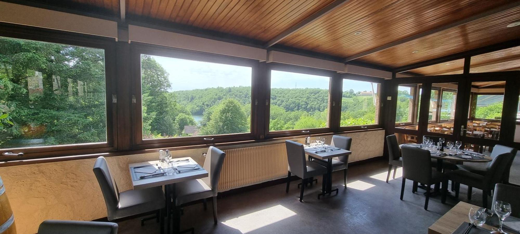 Hotel Du Lac Lacapelle-Viescamp エクステリア 写真